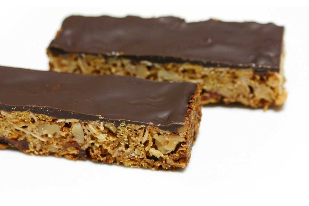 LowFODMAPChewyNoBakeNutButterGranolaBars Robyn Puglia